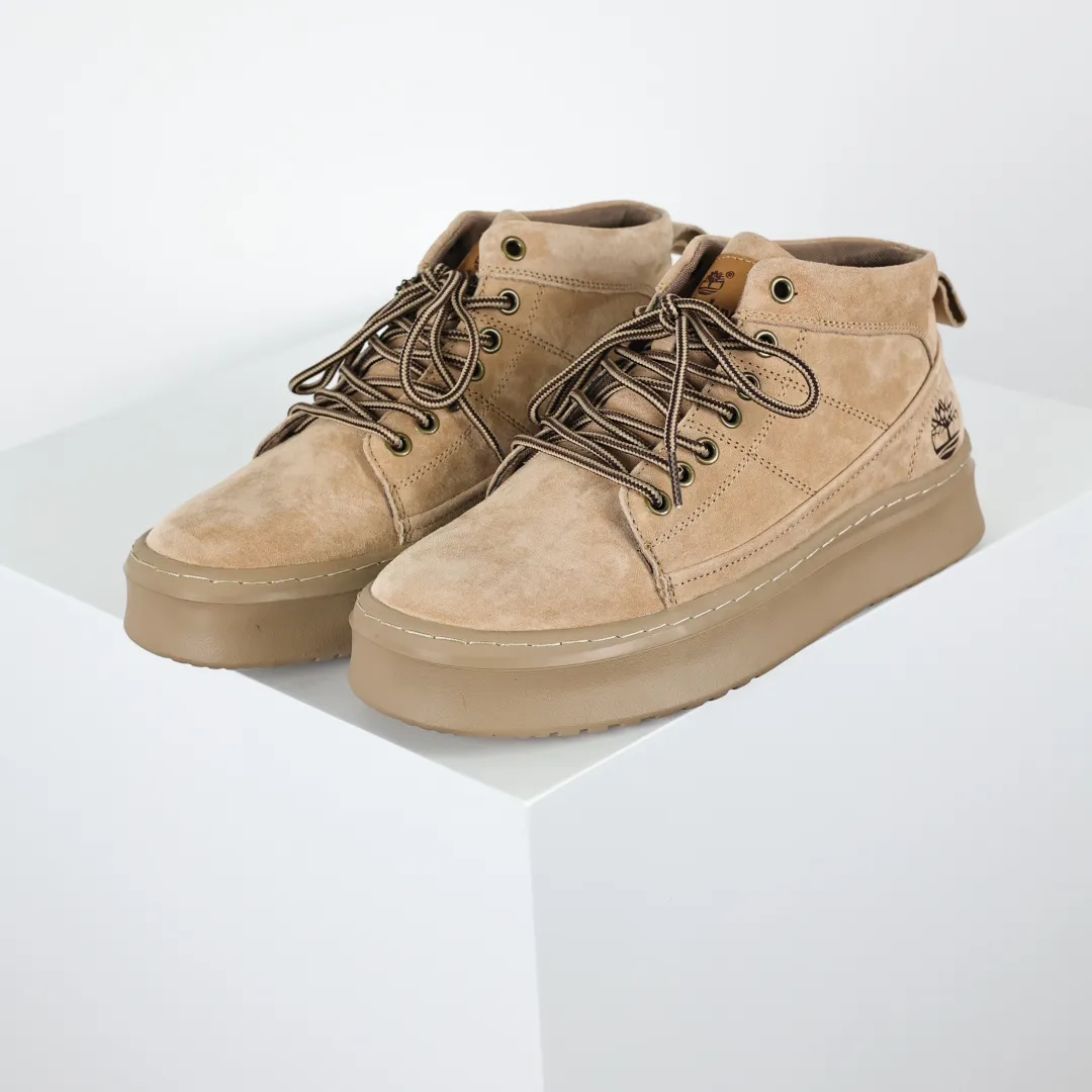 Copy price 💰600 Core recommendation Good price Timberland Timberland/Timberland customized model Outdoor mid-top casual Martin boots series The fabric is made of frosted fine-grained cowhide with anti-odor and anti-corrosion genuine leather latex insoles to give you a perfect wearing experience. Quality is exquisite and durable. A must-have for sportsmen. Specializes in not looking handsome. High-quality and first-class foot feel. Size: 39 40 41 42 43 44 (leather shoe size)